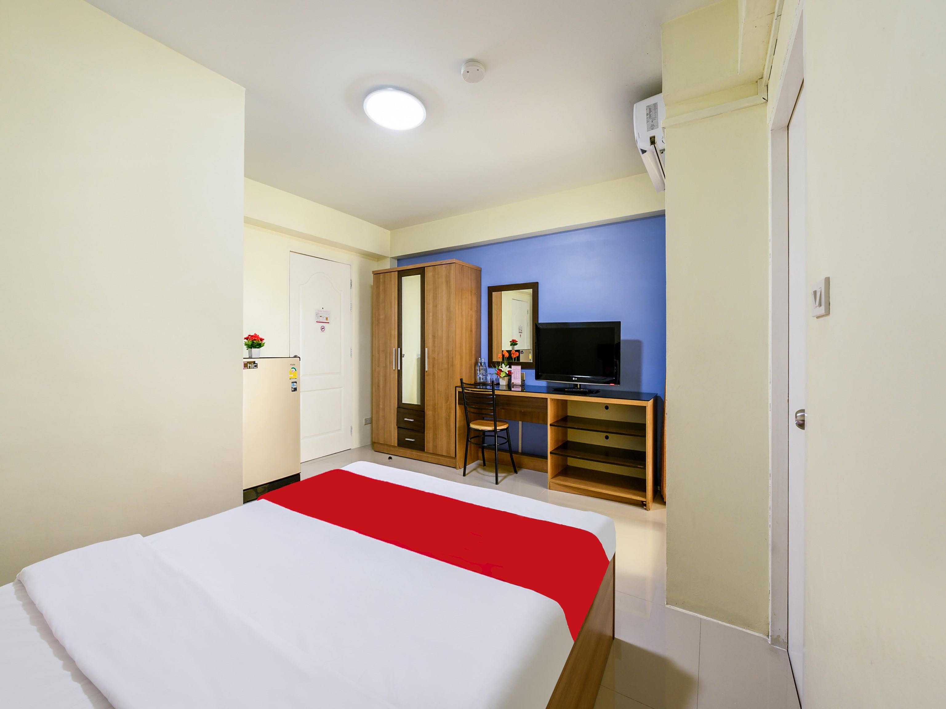 Salin Home Hotel Ramkhamhaeng Бангкок Экстерьер фото