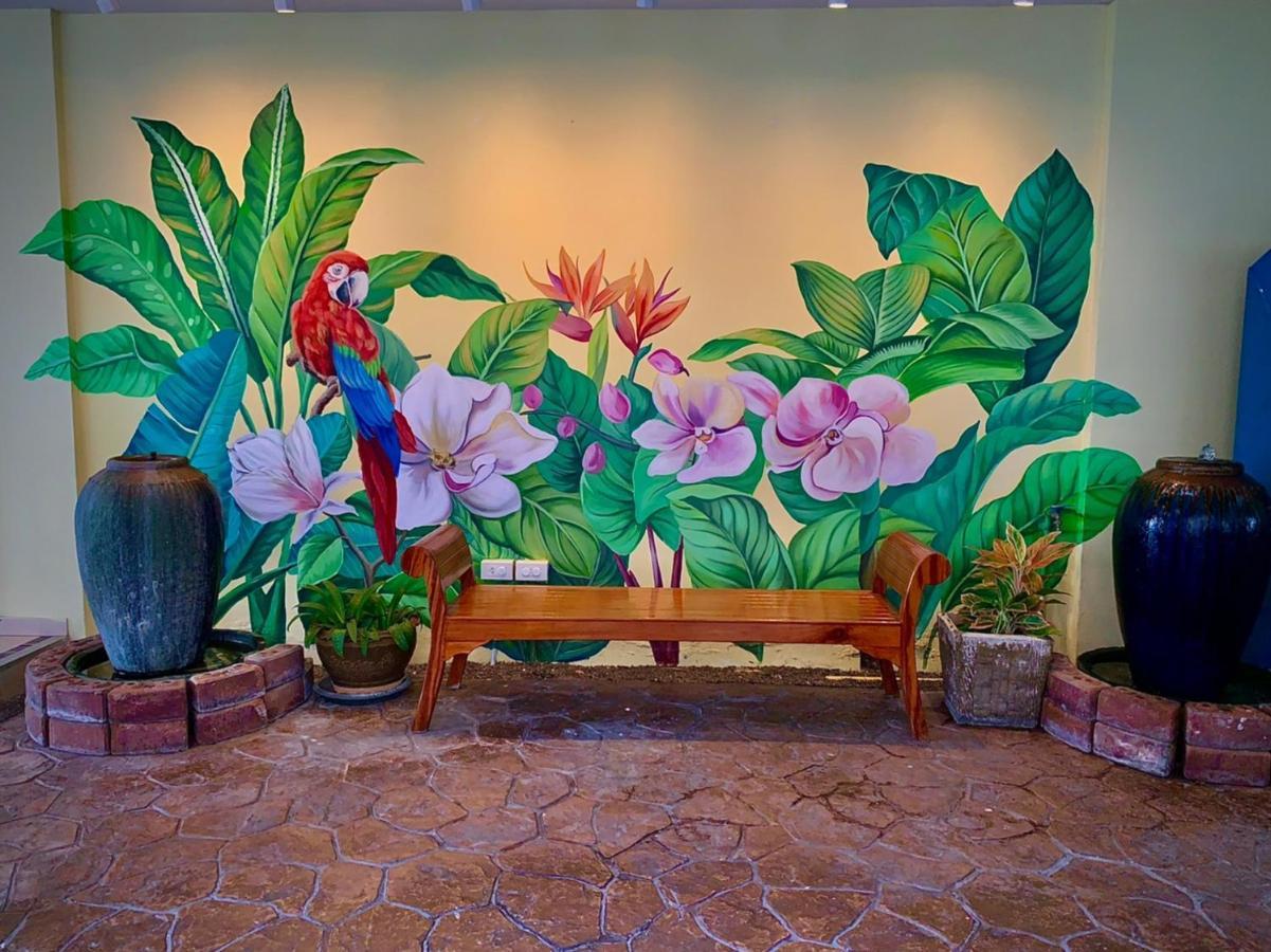 Salin Home Hotel Ramkhamhaeng Бангкок Экстерьер фото