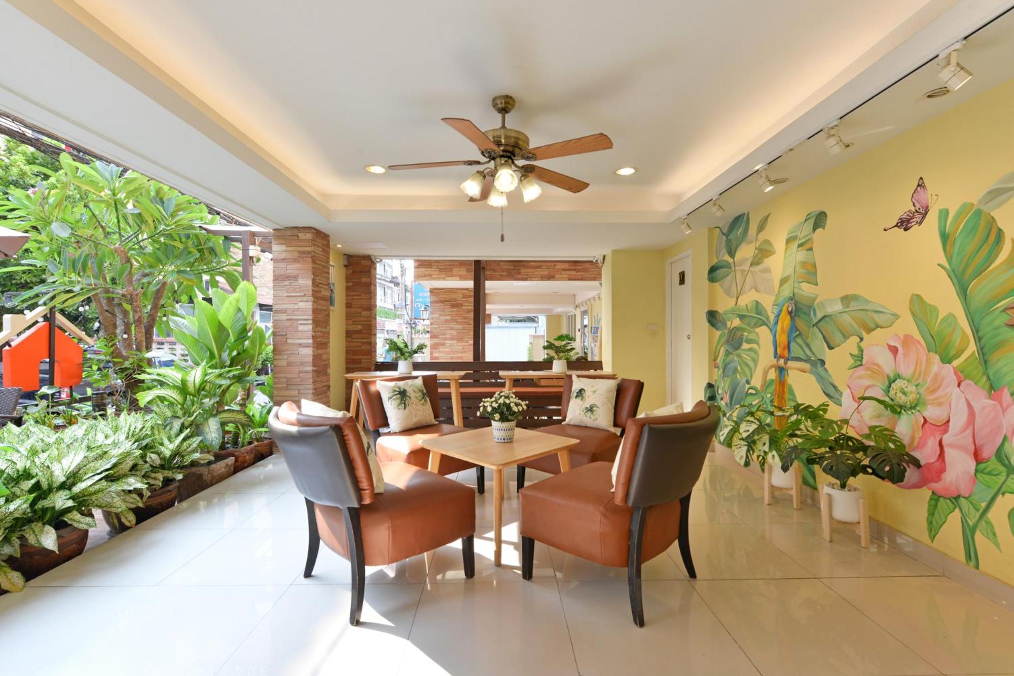 Salin Home Hotel Ramkhamhaeng Бангкок Экстерьер фото