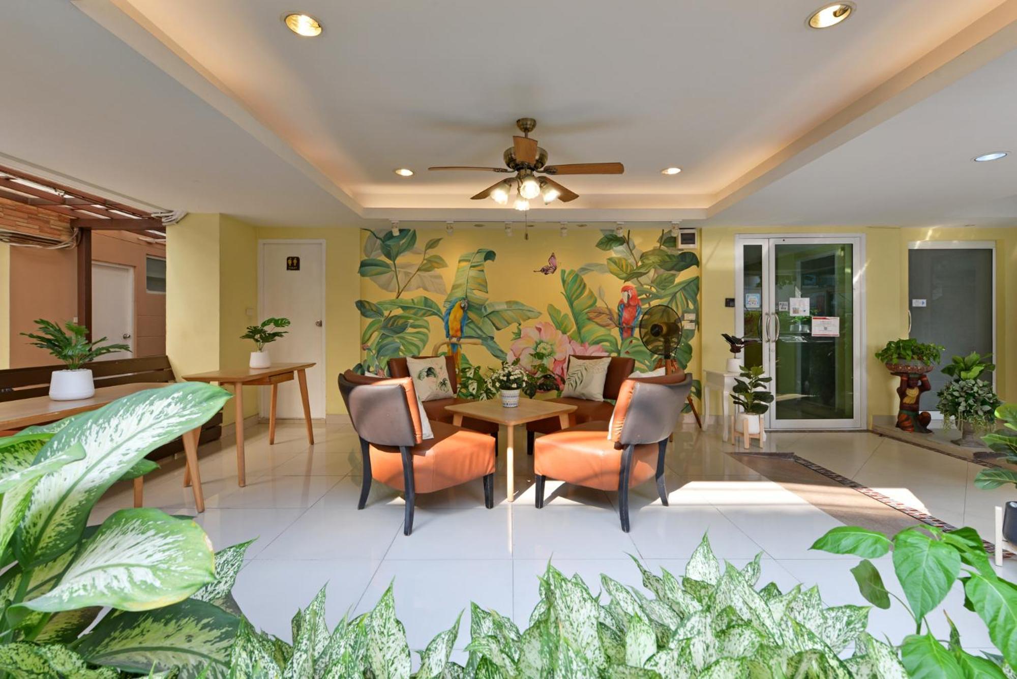 Salin Home Hotel Ramkhamhaeng Бангкок Экстерьер фото