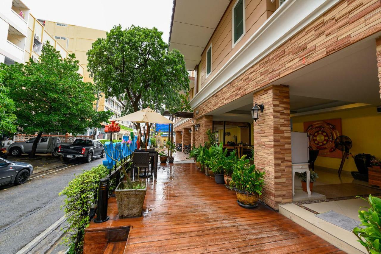Salin Home Hotel Ramkhamhaeng Бангкок Экстерьер фото